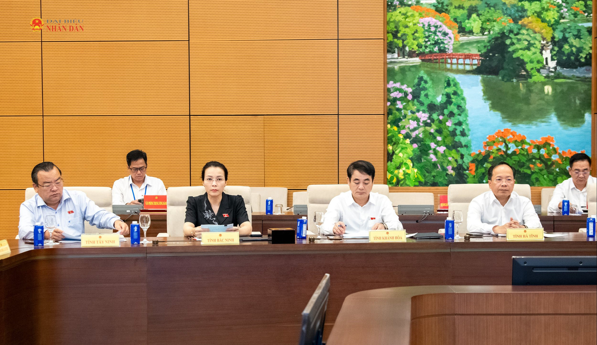 cac-dai-bieu-tham-du-cuoc-hop.7.jpg
