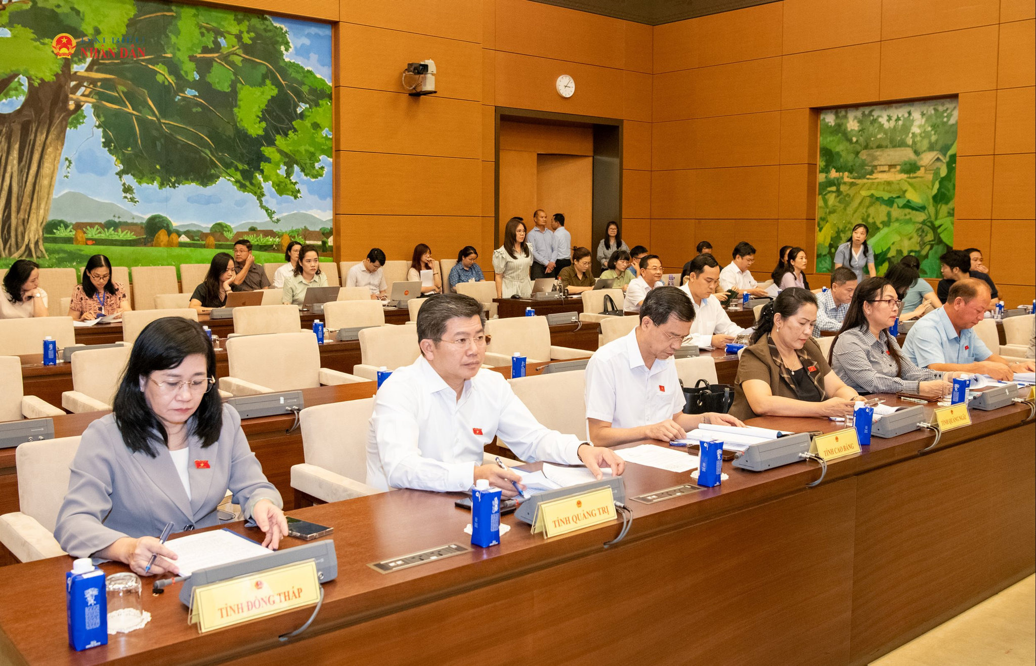cac-dai-bieu-tham-du-cuoc-hop.9.jpg