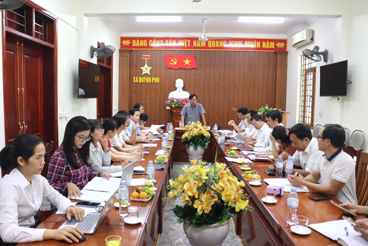 7 HĐND tỉnh làm việc với UBND xã Quỳnh Phú