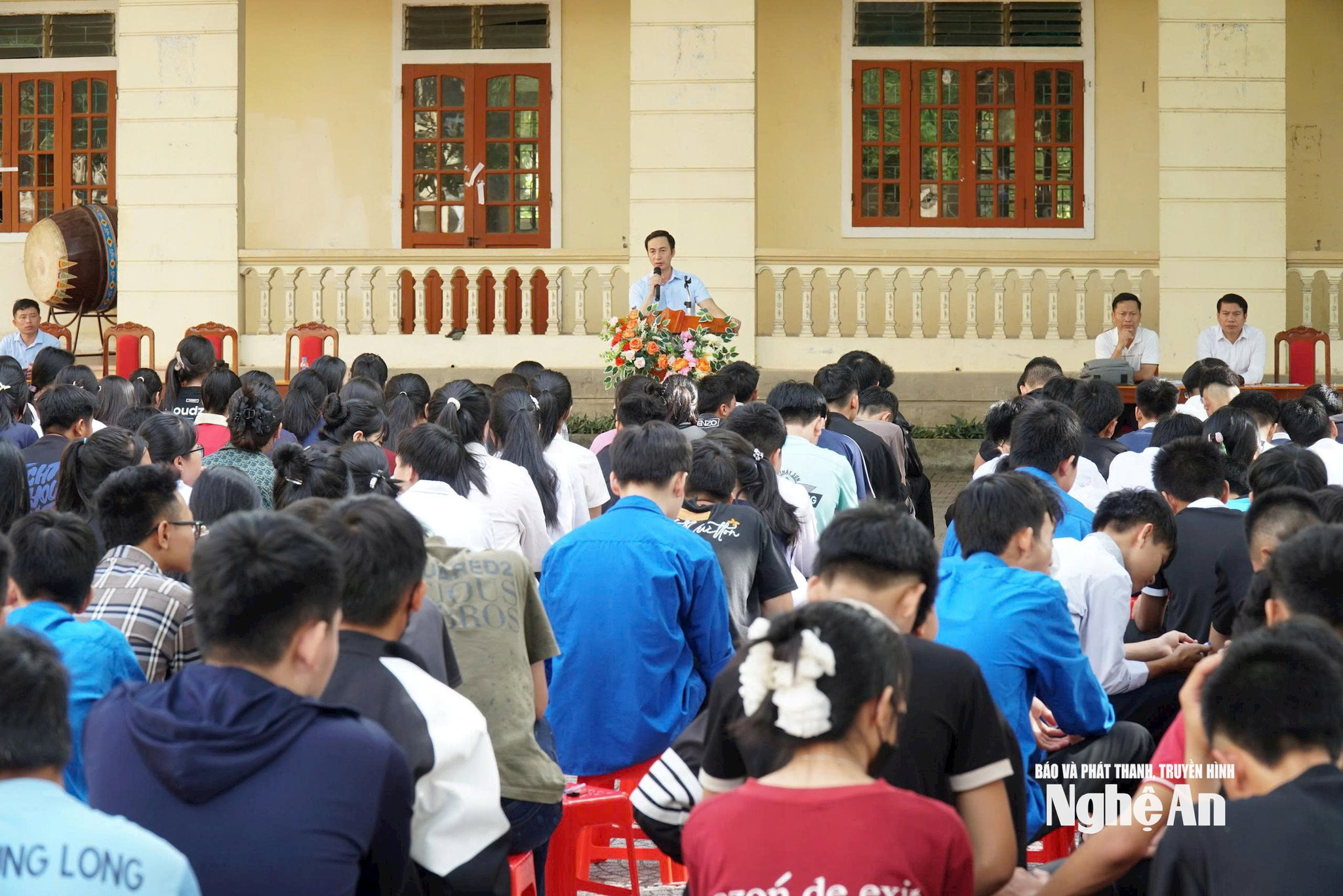 bna_truong-thpt-nguyen-canh-chan-tu-van-dinh-huong-nghe-nghiep-cho-hoc-sinh-10.-anh-my-ha.jpg?md5=T9zDeXaJ1No2eFSUr9_VWA&expires=1787911252