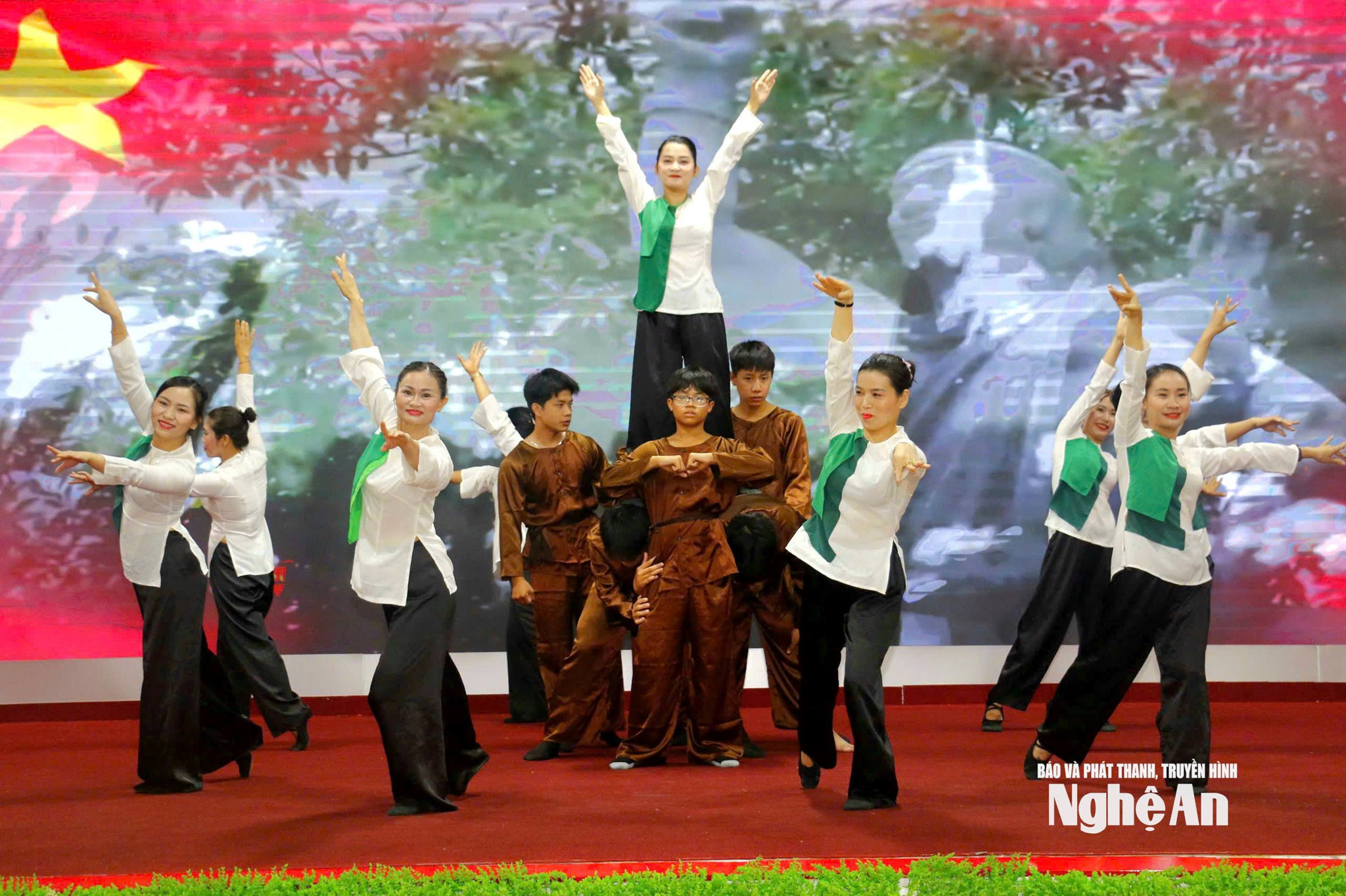 bna_tiet-muc-van-nghe-tai-ngay-hoi.jpg