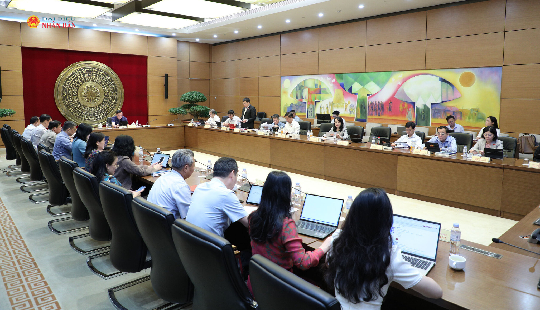 toan-canh-to-7-gom-doan-dbqh-cac-tinh-nghe-an-lam-dong-tien-hanh-thao-luan-tai-to-4.jpg