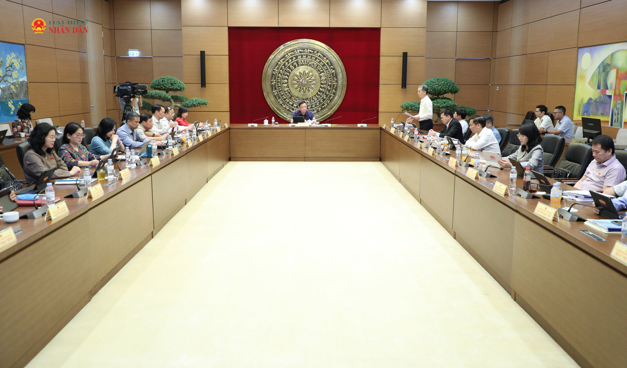 toan-canh-to-7-gom-doan-dbqh-cac-tinh-nghe-an-lam-dong-tien-hanh-thao-luan-tai-to-5.jpg