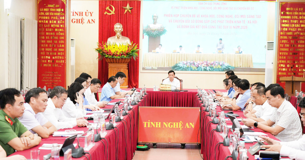 Thúc đẩy khoa học, công nghệ và chuyển đổi số, tạo động lực bứt phá kinh tế - xã hội