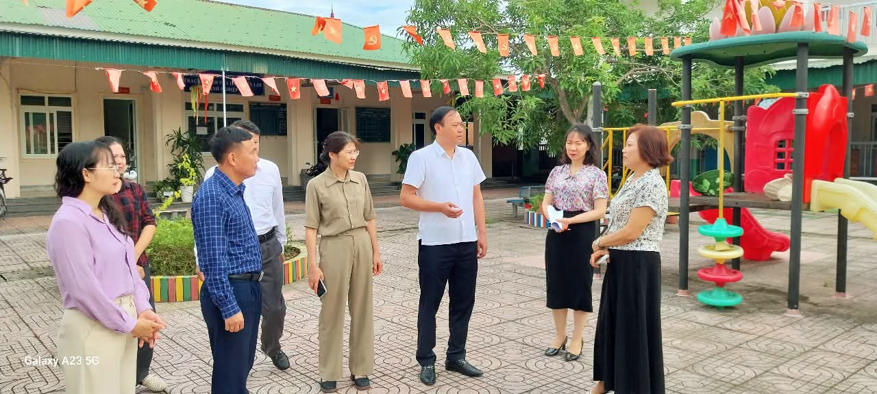 Thực hiện các nghị quyết lĩnh vực giáo dục: Từ thực tiễn đến đòi hỏi hoàn thiện cơ chế, chính sách