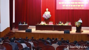 Bí thư Tỉnh ủy, Chủ tịch HĐND tỉnh tiếp xúc xử tri sau Kỳ họp thứ 4, khóa XVIII