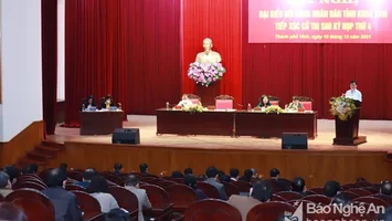 Bí thư Tỉnh ủy, Chủ tịch HĐND tỉnh tiếp xúc xử tri sau Kỳ họp thứ 4, khóa XVIII
