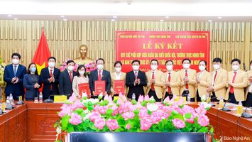 Đoàn Đại biểu Quốc Hội, Thường trực Hội đồng nhân dân và Ủy Ban MTTQ tỉnh ký Quy chế phối hợp