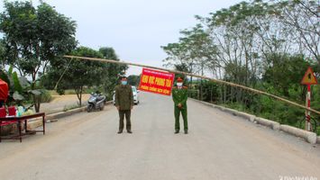 Phó Chủ tịch UBND tỉnh Nghệ An yêu cầu huyện Tân Kỳ kiểm soát chặt vùng phong tỏa