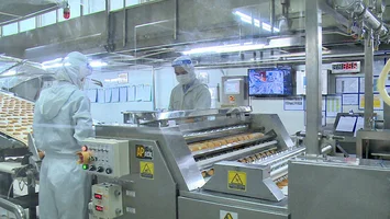 Người lao động làm thêm không quá 300 giờ một năm