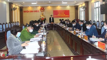 Trưởng ban Tổ chức Tỉnh ủy Lê Đức Cường dự Hội nghị kiểm điểm tại Con Cuông