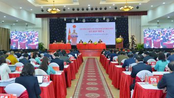 Sáng nay 8/12, đại biểu HĐND tỉnh tiến hành thảo luận tại hội trường