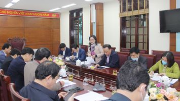 Đoàn ĐBQH tỉnh đề nghị thành phố Vinh chủ động, quyết liệt kiến nghị thu hồi các dự án chậm tiến độ