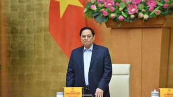 Thủ tướng tiếp tục yêu cầu triển khai thần tốc chiến dịch tiêm chủng vaccine phòng COVID-19 mùa Xuân