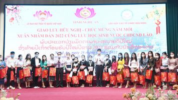Nghệ An tổ chức giao lưu hữu nghị cùng lưu học sinh nước CHDCND Lào