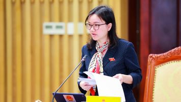 Tăng cường phân cấp, giao quyền gắn liền với trách nhiệm