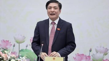 "Xem xét phê chuẩn miễn nhiệm Bộ trưởng Nguyễn Văn Thể theo nguyện vọng cá nhân"