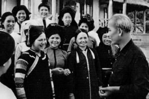 Những câu nói nổi tiếng của Chủ tịch Hồ Chí Minh về phụ nữ