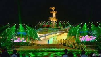 Xúc động Chương trình nghệ thuật 'Truông Bồn - Bản hùng ca huyền thoại'