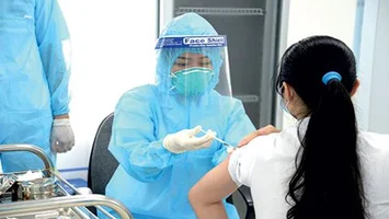 Cử tri huyện Đô Lương kiến nghị hỗ trợ kinh phí phòng chống dịch Covid-19 và hoạt động cho các xã đặc thù về tôn giáo, dân số đông