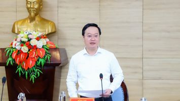 Chủ tịch UBND tỉnh: Từng bước xây dựng Con Cuông trở thành đô thị sinh thái