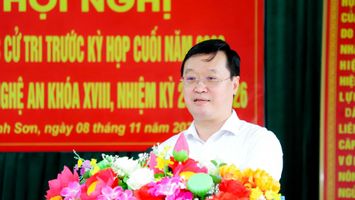 Chủ tịch UBND tỉnh Nguyễn Đức Trung tiếp xúc cử tri xã Khánh Sơn (Nam Đàn)