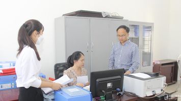HĐND tỉnh giao biên chế công chức năm 2023 giảm so với năm 2022