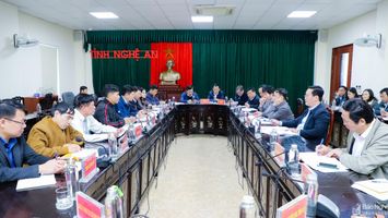 Chủ tịch UBND tỉnh Nguyễn Đức Trung tiếp công dân định kỳ tháng 12/2022