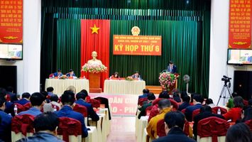 Phó Chủ tịch Thường trực HĐND tỉnh Nguyễn Nam Đình dự kỳ họp HĐND huyện Nam Đàn