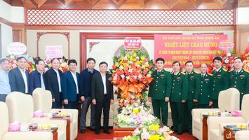 Bí thư Tỉnh ủy Nghệ An Thái Thanh Quý chúc mừng Ngày thành lập Quân đội nhân dân Việt Nam