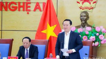 Chủ tịch UBND tỉnh: Chăm lo cho nhân dân đón Tết Nguyên đán vui tươi, ấm áp, đủ đầy
