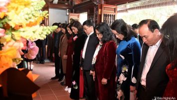 Nghệ An kỷ niệm 155 năm ngày sinh chí sĩ Phan Bội Châu