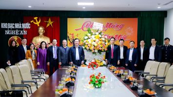 Lãnh đạo tỉnh thăm, động viên các đơn vị ngành Tài chính trực ngày làm việc cuối năm 2022