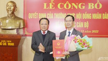 Công bố quyết định bổ nhiệm Phó Chánh Văn phòng Đoàn đại biểu Quốc hội và HĐND tỉnh