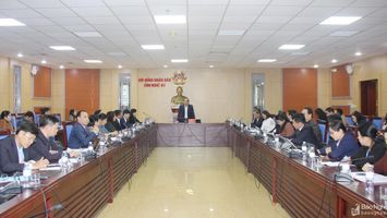 Đại biểu HĐND tỉnh nêu nhiều vấn đề về tháo gỡ các 'điểm nghẽn' trong phát triển kinh tế