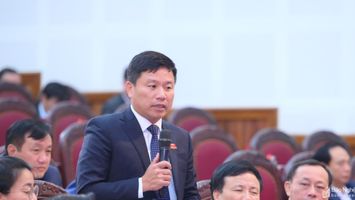 Hơn 300km đường tỉnh xuống cấp, Giám đốc Sở GTVT 'kêu' khó