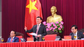 Chủ tịch HĐND tỉnh: ‘Ứng xử việc gì cũng phải nghĩ đến dân’