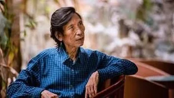 THẠCH QUỲ - HẠT BỤI - GÃ KHỔNG LỒ!