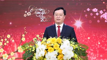 Lời chúc Tết Nhâm Dần 2022 của Chủ tịch UBND tỉnh Nghệ An Nguyễn Đức Trung