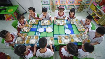 Đề xuất xây dựng Luật Dinh dưỡng học đường