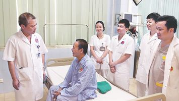 Dự án Luật Khám bệnh, chữa bệnh (sửa đổi): Yêu cầu tiên quyết