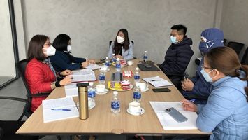 Công nhân là F1 có thể đi làm?