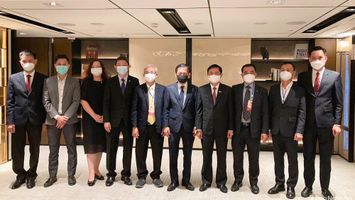 Bí thư Tỉnh ủy Thái Thanh Quý làm việc với lãnh đạo Tập đoàn Sembcorp tại Singapore