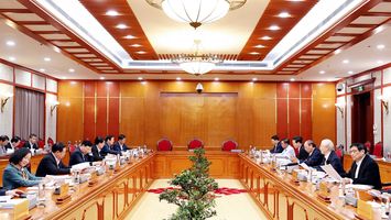Tổng Bí thư Nguyễn Phú Trọng chủ trì họp Bộ Chính trị cho ý kiến về một số nội dung quan trọng