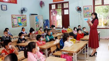 Nghệ An: Học sinh được giảm 30% học phí trong học kỳ 1 do ảnh hưởng của dịch Covid - 19