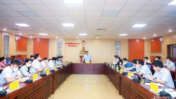 Thường trực HĐND tỉnh Nghệ An tổ chức phiên họp thường kỳ tháng 3