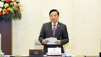 Phiên họp thứ Chín của Ủy ban Thường vụ Quốc hội: Thực hiện dân chủ ở cơ sở thực chất, hiệu quả gắn liền với kỷ luật, kỷ cương