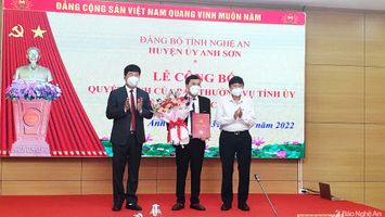 Công bố quyết định của Ban Thường vụ Tỉnh ủy về công tác cán bộ tại Anh Sơn