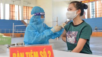 Bộ Y tế nêu lý do Việt Nam chưa nên coi Covid-19 là 'bệnh đặc hữu'"