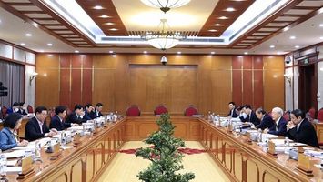THÔNG BÁO Kết luận của Bộ Chính trị về tiếp tục tăng cường sự lãnh đạo của Đảng đối với công tác phòng, chống tham nhũng, tiêu cực